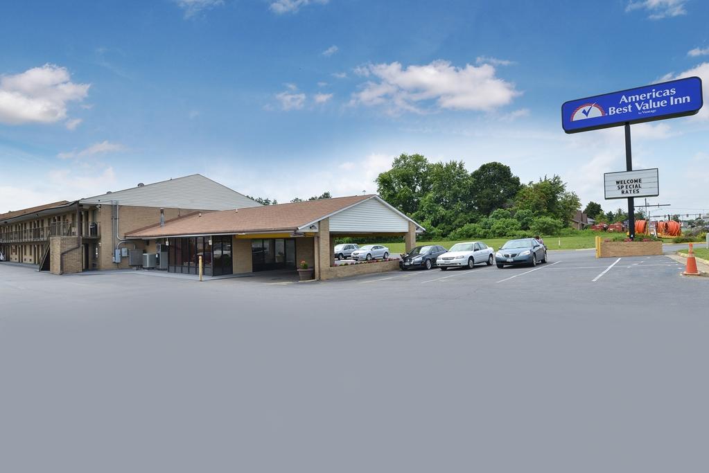 Americas Best Value Inn - Fredericksburg North Exterior photo
