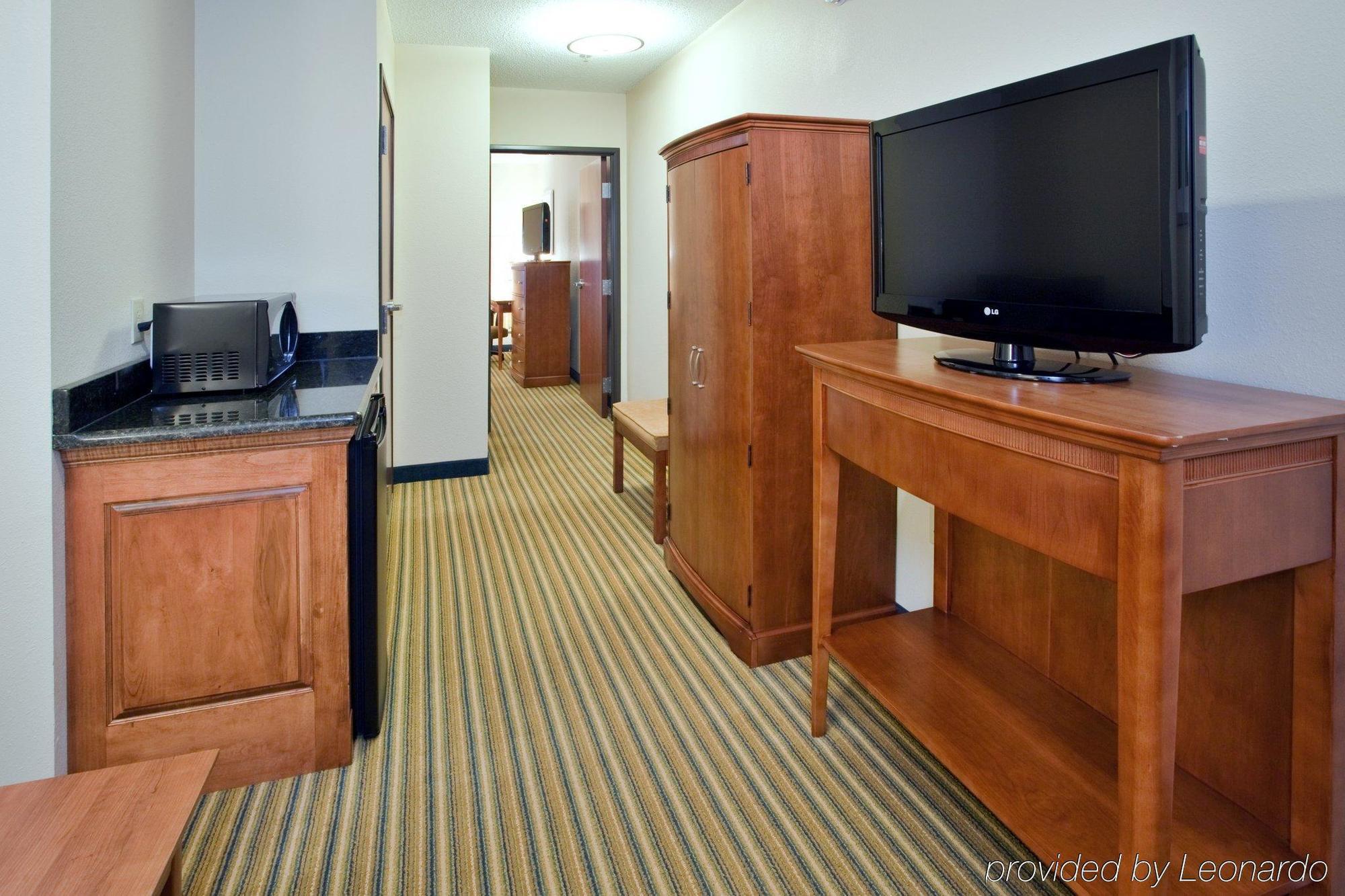 Americas Best Value Inn - Fredericksburg North Exterior photo
