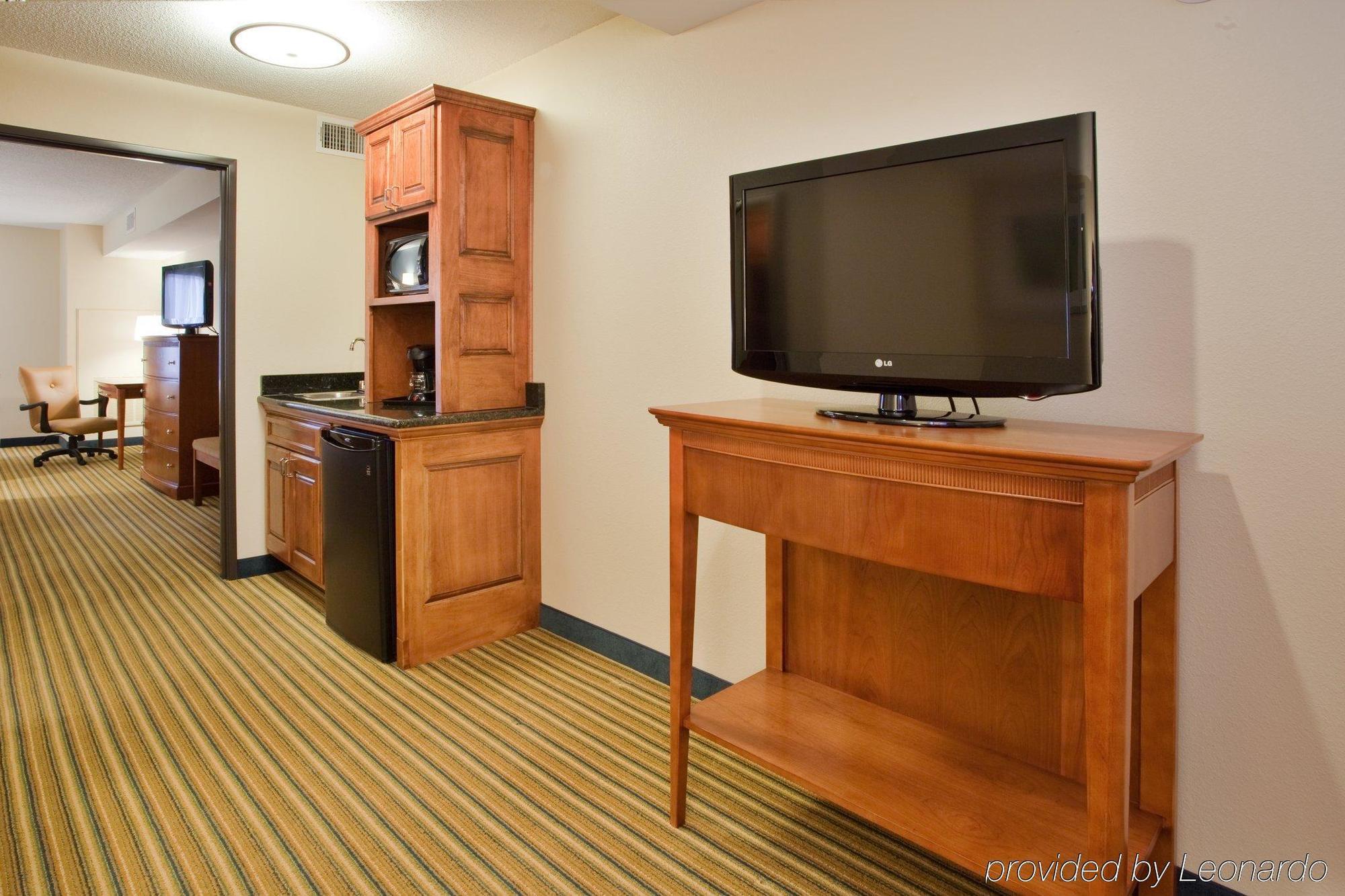 Americas Best Value Inn - Fredericksburg North Exterior photo